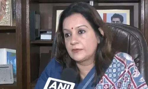UBT सेना की प्रियंका चतुर्वेदी ने महाराष्ट्र सरकार से छावा को कर मुक्त करने का किया आग्रह