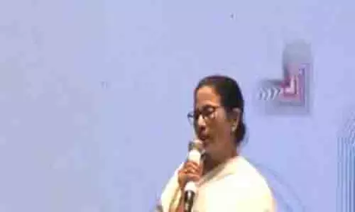 CM ममता बनर्जी कोलकाता में नारायण अस्पताल के शिलान्यास समारोह में शामिल हुईं