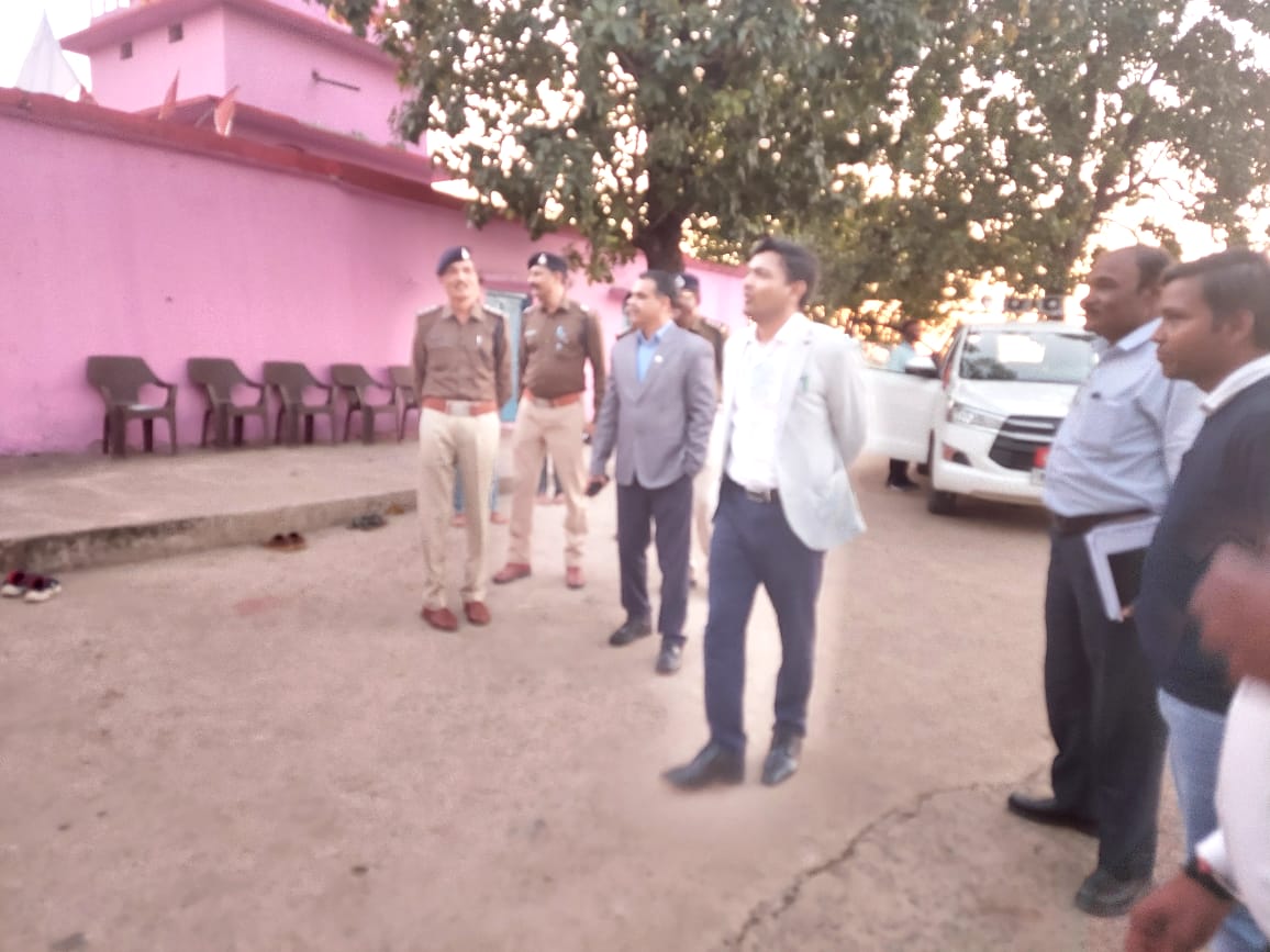 महाशिवरात्रि पर्व के उपलक्ष्य में कलेक्टर, SP ने तपोभूमि मावलखोह गढ़ी सहित शिव मंदिरों का किया भ्रमण