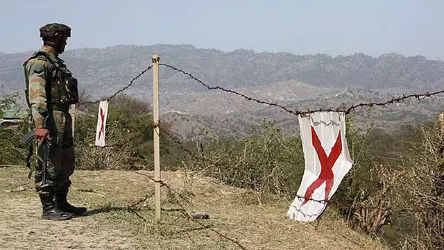 J&K: पुंछ में एलओसी के पास बारूदी सुरंग विस्फोट, सेना का एक जवान घायल J&K: पुंछ में एलओसी के पास बारूदी सुरंग विस्फोट, सेना का एक जवान घायल