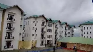 मंडलायुक्त ने प्रवासी कर्मचारियों के लिए पारगमन आवास की प्रगति की समीक्षा की मंडलायुक्त ने प्रवासी कर्मचारियों के लिए पारगमन आवास की प्रगति की समीक्षा की