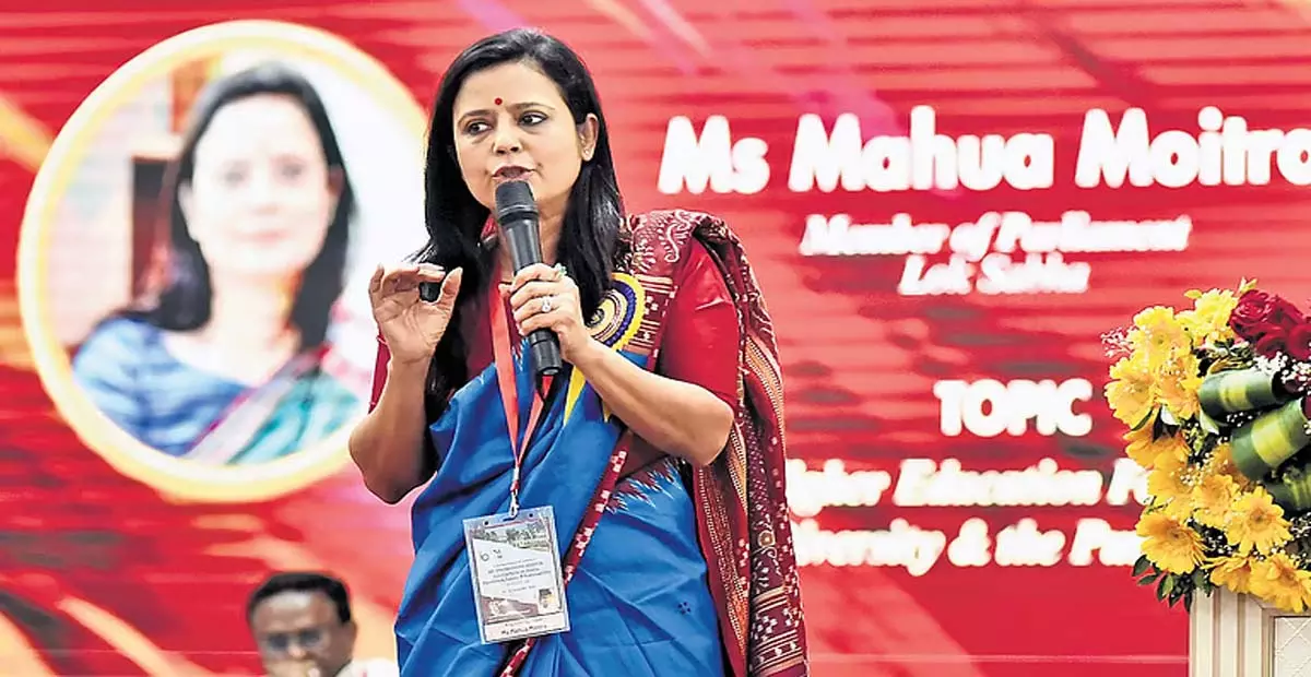 Tamil Nadu: विद्वानों ने भारतीय शिक्षा नीतियों की आलोचना की Tamil Nadu: विद्वानों ने भारतीय शिक्षा नीतियों की आलोचना की