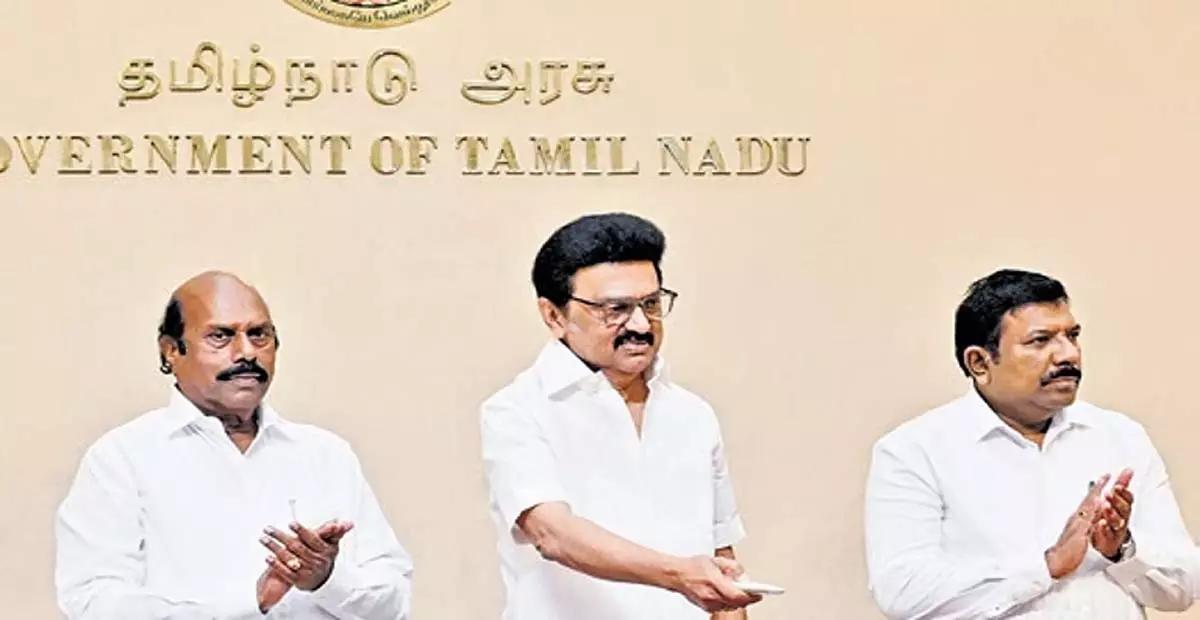 Tamil Nadu: सीएम स्टालिन ने चेंगलपट्टू में उन्नत सड़कों का उद्घाटन किया Tamil Nadu: सीएम स्टालिन ने चेंगलपट्टू में उन्नत सड़कों का उद्घाटन किया