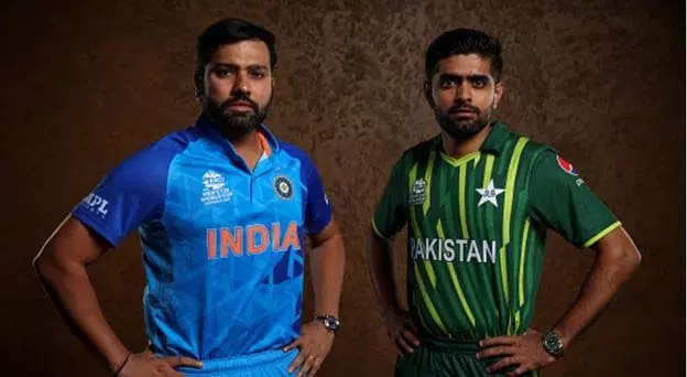 भारत के खिलाफ मुकाबले के लिए दुबई रवाना होगी पाकिस्तान टीम भारत के खिलाफ मुकाबले के लिए दुबई रवाना होगी पाकिस्तान टीम