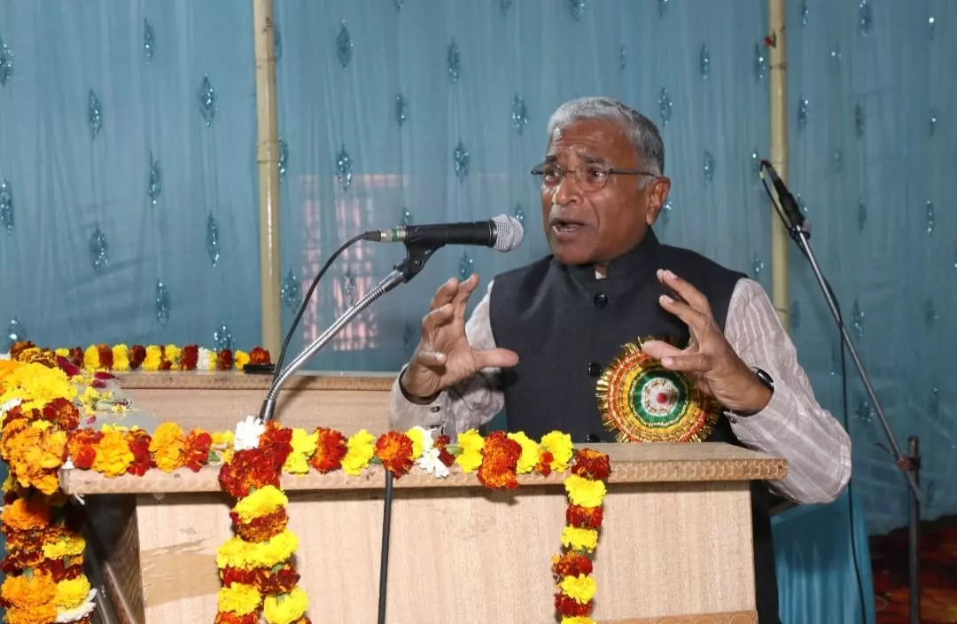 Ballia: शिक्षा ही युवाओं का भविष्य बदल सकती है: राज्यसभा उपसभापति हरिवंश Ballia: शिक्षा ही युवाओं का भविष्य बदल सकती है: राज्यसभा उपसभापति हरिवंश