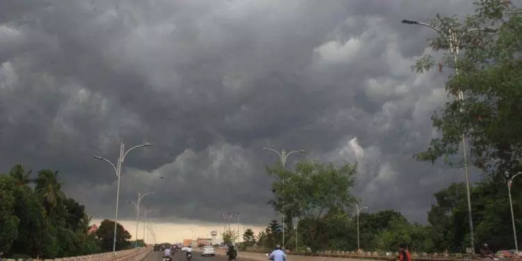 IMD ने 23 फरवरी तक ओडिशा में गरज के साथ बारिश का अनुमान जताया IMD ने 23 फरवरी तक ओडिशा में गरज के साथ बारिश का अनुमान जताया