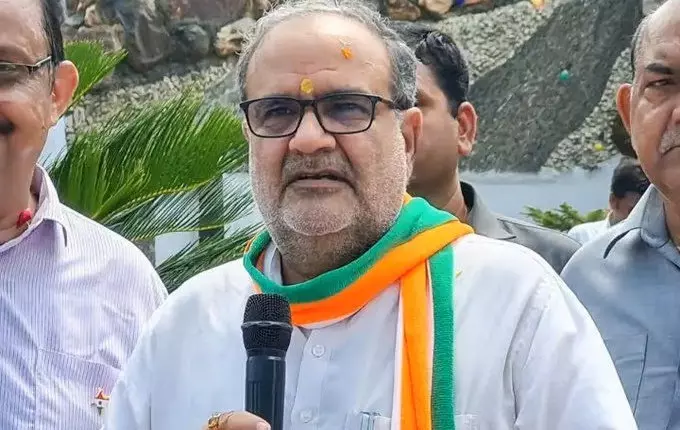 Lucknow: बजट राज्य को वैश्विक निवेश केंद्र के रूप में विकसित करेगा: भूपेंद्र सिंह चौधरी Lucknow: बजट राज्य को वैश्विक निवेश केंद्र के रूप में विकसित करेगा: भूपेंद्र सिंह चौधरी