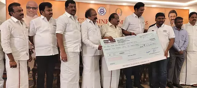 होसुर-बेंगलुरु जुड़वां शहर बनेंगे: Minister TRP Raja होसुर-बेंगलुरु जुड़वां शहर बनेंगे: Minister TRP Raja