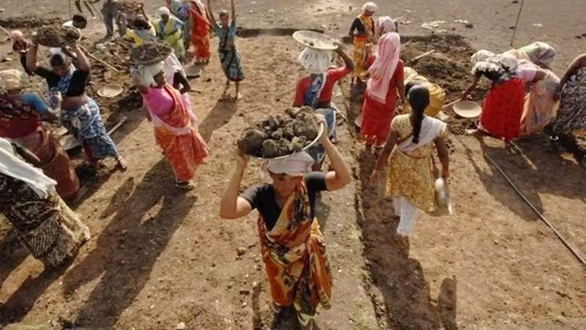 Jodhpur - मनरेगा के अंतर्गत 61 कार्यो के लिये 260.24 लाख की धनराशि स्वीकृत Jodhpur - मनरेगा के अंतर्गत 61 कार्यो के लिये 260.24 लाख की धनराशि स्वीकृत