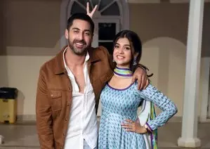 प्रणाली राठौड़, अक्षय देव बिंद्रा लीप के बाद Kumkum Bhagya में मुख्य भूमिका निभाएंगे प्रणाली राठौड़, अक्षय देव बिंद्रा लीप के बाद Kumkum Bhagya में मुख्य भूमिका निभाएंगे