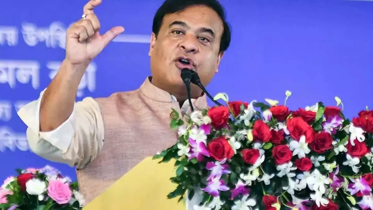 Assam विधानसभा में 90 साल पुरानी ‘नमाज तोड़ने’ की परंपरा खत्म Assam विधानसभा में 90 साल पुरानी ‘नमाज तोड़ने’ की परंपरा खत्म