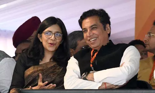 आप विवाद के बीच राज्यसभा सांसद स्वाति मालीवाल शपथ ग्रहण समारोह में शामिल हुईं आप विवाद के बीच राज्यसभा सांसद स्वाति मालीवाल शपथ ग्रहण समारोह में शामिल हुईं