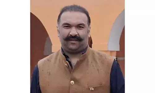 Jammu: रणविजय ने रणबीरेश्वर मंदिर में महा शिवरात्रि की तैयारियों की समीक्षा की