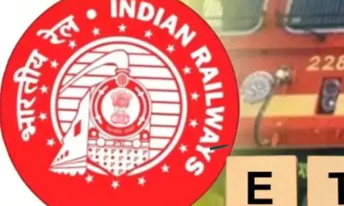 रेलवे अफसर को जबरन रिटायर किया गया, घूसखोरी का आरोप रेलवे अफसर को जबरन रिटायर किया गया, घूसखोरी का आरोप
