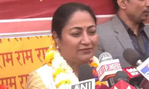 हमने आज पीडब्ल्यूडी, जल बोर्ड के अधिकारियों के साथ बैठक बुलाई है: CM Rekha Gupta