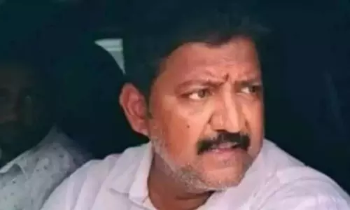 Andhra: हाईकोर्ट ने वामसी को अग्रिम जमानत देने से इनकार कर दिया