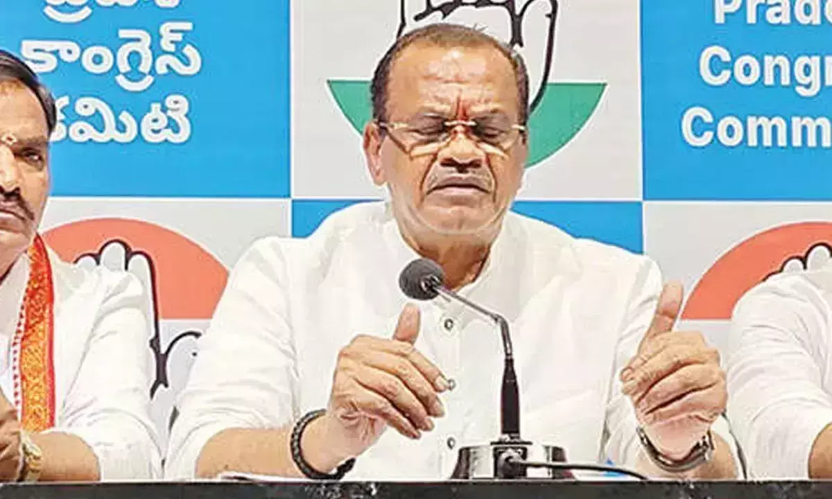 Komatireddy ने कार्यकर्ता की हत्या के लिए बीआरएस को जिम्मेदार ठहराया