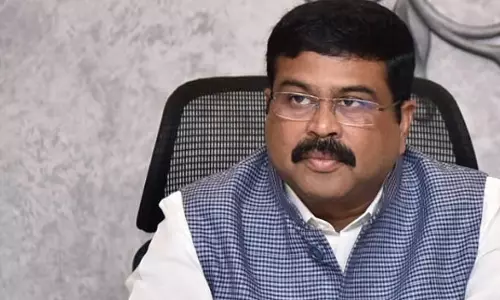 शिक्षा का राजनीतिकरण न करें : धर्मेंद्र प्रधान का मुख्यमंत्री एम.के. स्टालिन को पत्र शिक्षा का राजनीतिकरण न करें : धर्मेंद्र प्रधान का मुख्यमंत्री एम.के. स्टालिन को पत्र
