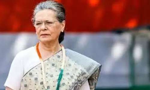 सोनिया गांधी अस्पताल में भर्ती