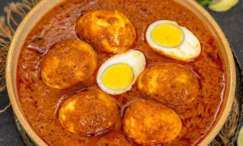 चेट्टीनाड अंडा करी रेसिपी