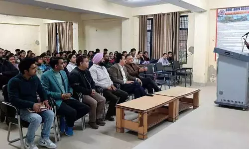 Arya College ने नूरपुर में नशे के प्रति जागरूकता और रोकथाम पर व्याख्यान का आयोजन किया Arya College ने नूरपुर में नशे के प्रति जागरूकता और रोकथाम पर व्याख्यान का आयोजन किया