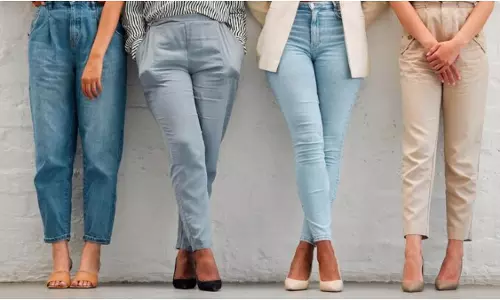 Lifestyle: जाने लड़कियों के जीन्स में पुरुषों के मुकाबले क्यों छोटी होती है पॉकेट्स Lifestyle: जाने लड़कियों के जीन्स में पुरुषों के मुकाबले क्यों छोटी होती है पॉकेट्स
