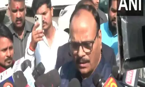 हाथरस भगदड़ पर UP उपमुख्यमंत्री ने कहा- जिम्मेदार लोगों के खिलाफ कार्रवाई की जाएगी