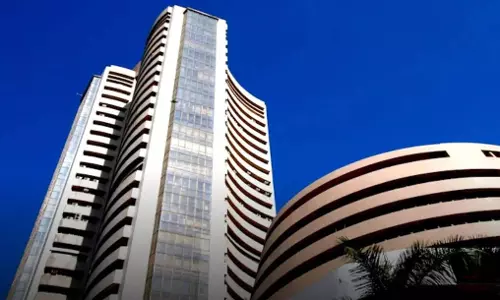 भारतीय शेयर बाजार धड़ाम, सेंसेक्स 424 अंक फिसला भारतीय शेयर बाजार धड़ाम, सेंसेक्स 424 अंक फिसला