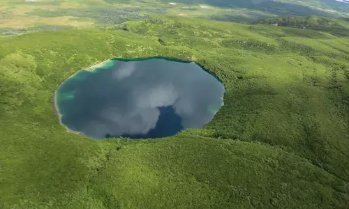 Savonoski Crater: अलास्का में रहस्यमय, बिल्कुल गोल छेद जिसे वैज्ञानिक नहीं समझा सकते