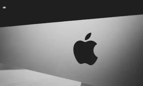 सरकारी दबाव के बीच Apple ने यू.के. iCloud उपयोगकर्ताओं के लिए एंड-टू-एंड एन्क्रिप्शन को अक्षम कर दिया सरकारी दबाव के बीच Apple ने यू.के. iCloud उपयोगकर्ताओं के लिए एंड-टू-एंड एन्क्रिप्शन को अक्षम कर दिया