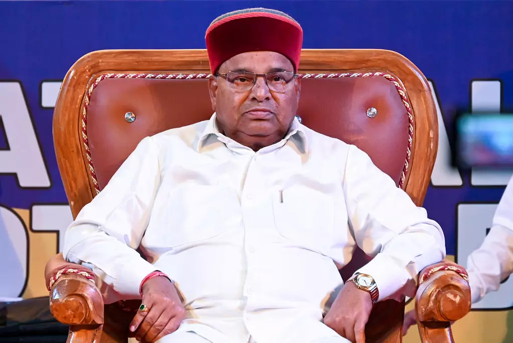 पंचायत राज विश्वविद्यालय विधेयक: राज्यपाल ने सरकार के कदम की निंदा की पंचायत राज विश्वविद्यालय विधेयक: राज्यपाल ने सरकार के कदम की निंदा की