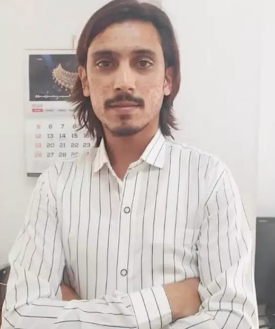 Karnataka: वीजा के नाम पर धोखाधड़ी के आरोप में दम्पति गिरफ्तार Karnataka: वीजा के नाम पर धोखाधड़ी के आरोप में दम्पति गिरफ्तार