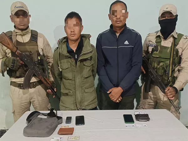 Manipur: कई तलाशी अभियानों में हथियार और गोला-बारूद बरामद, 8 गिरफ्तार Manipur: कई तलाशी अभियानों में हथियार और गोला-बारूद बरामद, 8 गिरफ्तार
