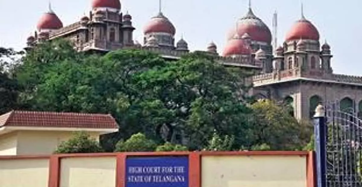 Telangana: तेलंगाना हाईकोर्ट ने फोन घोटाले की जांच फिर से शुरू करने से किया इनकार Telangana: तेलंगाना हाईकोर्ट ने फोन घोटाले की जांच फिर से शुरू करने से किया इनकार