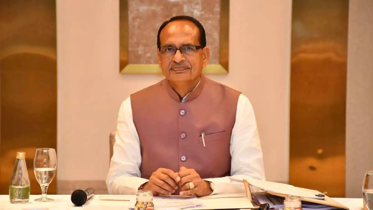 एयर इंडिया फ्लाइट में टूटी सीट पर बैठकर दिल्ली गए केंद्रीय कृषि मंत्री शिवराज सिंह चौहान, अनुभव किया साझा एयर इंडिया फ्लाइट में टूटी सीट पर बैठकर दिल्ली गए केंद्रीय कृषि मंत्री शिवराज सिंह चौहान, अनुभव किया साझा