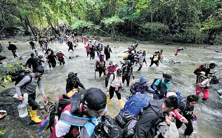 डंकी रूट से अमेरिका पहुंचे 42 भारतीय युवक 15 साल से लापता डंकी रूट से अमेरिका पहुंचे 42 भारतीय युवक 15 साल से लापता