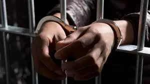 Singrauli: डांसर से गैंगरेप मामले में आरोपी गिरफ्तार Singrauli: डांसर से गैंगरेप मामले में आरोपी गिरफ्तार