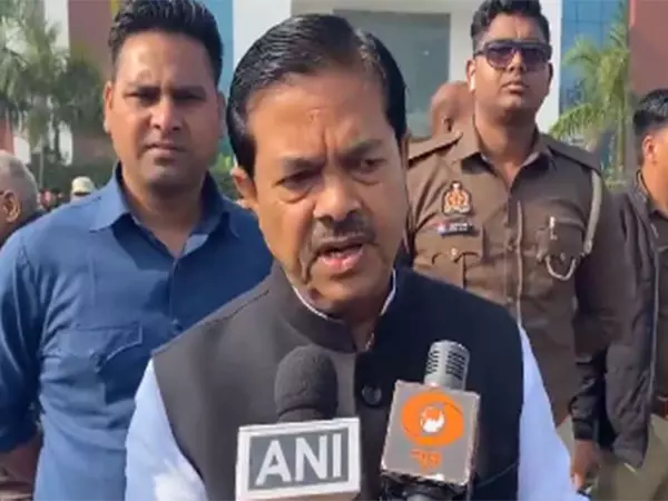 केंद्रीय मंत्री बीएल वर्मा ने Uttar Pradesh के बजट की प्रशंसा की केंद्रीय मंत्री बीएल वर्मा ने Uttar Pradesh के बजट की प्रशंसा की