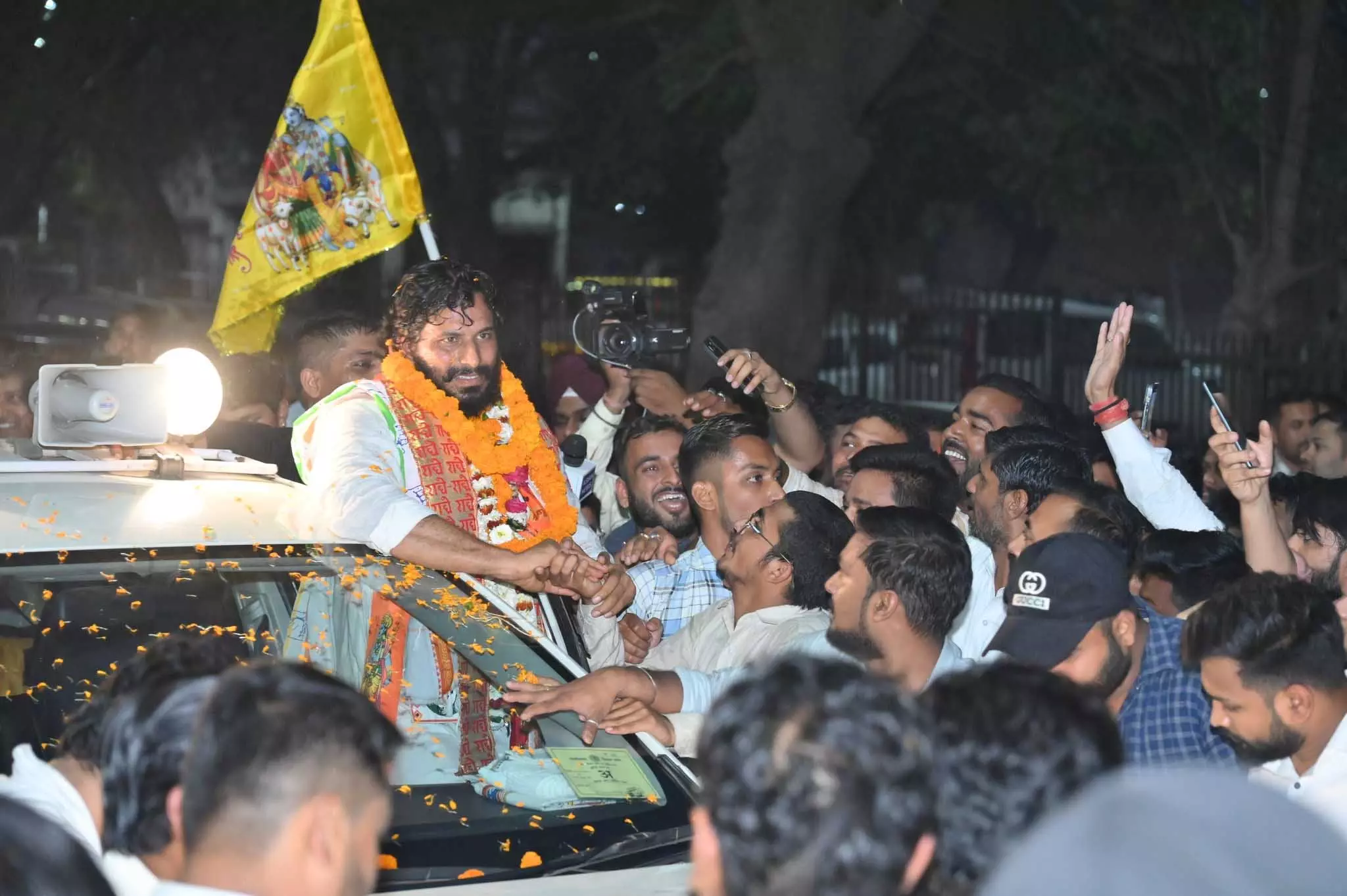 CG BREAKING: देवेंद्र यादव के खिलाफ फिर FIR दर्ज, जानिए क्या है पूरा मामला CG BREAKING: देवेंद्र यादव के खिलाफ फिर FIR दर्ज, जानिए क्या है पूरा मामला