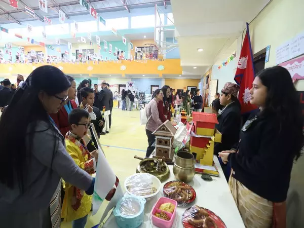Nepal: छात्र वैश्विक सांस्कृतिक यात्रा पर निकले, 50 देशों की झलक दिखाएंगे Nepal: छात्र वैश्विक सांस्कृतिक यात्रा पर निकले, 50 देशों की झलक दिखाएंगे
