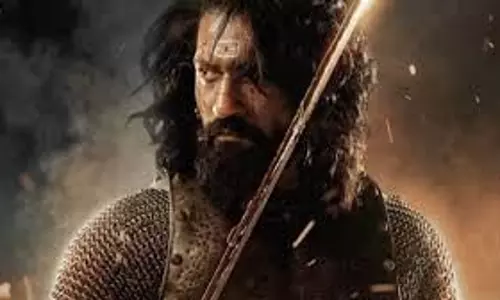 Chhaava Box Office Day 8: शुक्रवार को भी बुलेट ट्रेन की स्पीड से दौड़ी फिल्म Chhaava Box Office Day 8: शुक्रवार को भी बुलेट ट्रेन की स्पीड से दौड़ी फिल्म