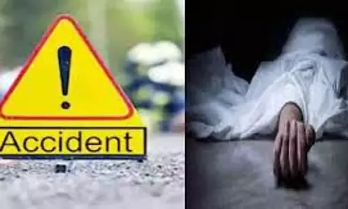 Varanasi: दो सड़क हादसों में 12 श्रद्धालुओं की मौत हुई Varanasi: दो सड़क हादसों में 12 श्रद्धालुओं की मौत हुई