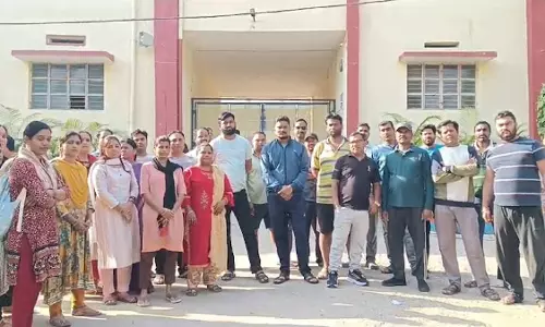 बिलासपुर के प्राइवेट स्कूल में भारी हंगामा