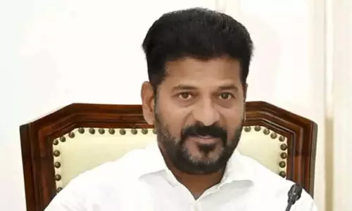 Telangana: तेलंगाना के मुख्यमंत्री रेवंत रेड्डी प्रमुख बैठक बुलाएंगे Telangana: तेलंगाना के मुख्यमंत्री रेवंत रेड्डी प्रमुख बैठक बुलाएंगे