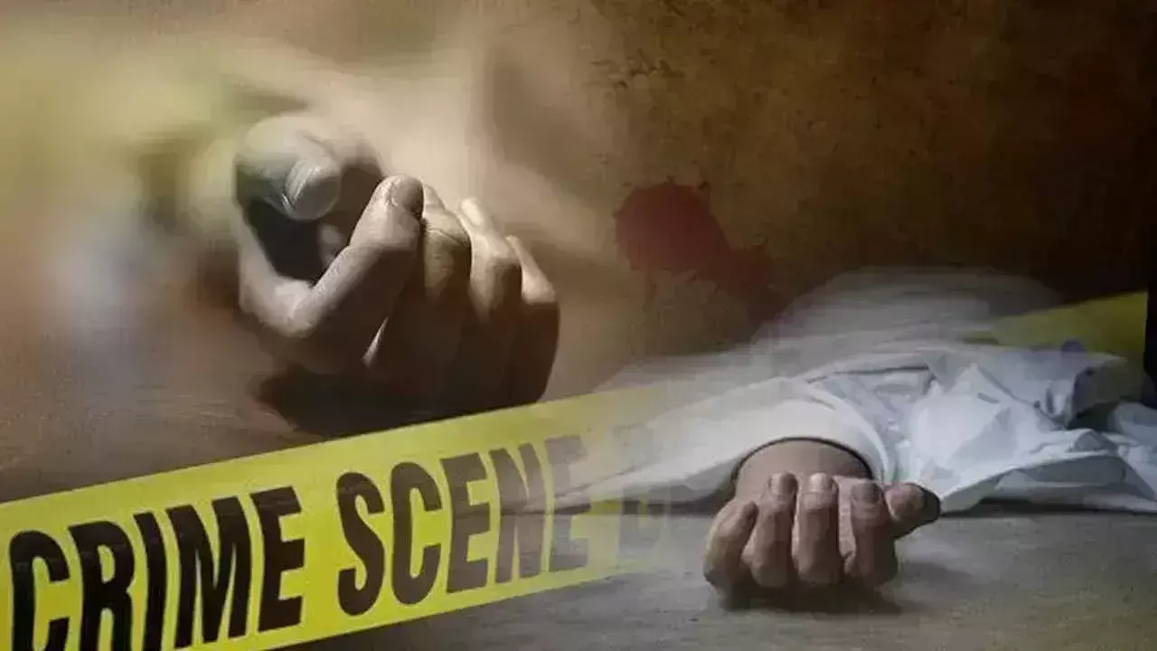 Ghazipur: फोरलेन हाईवे पर भीषण सड़क हादसा में चार की मौत Ghazipur: फोरलेन हाईवे पर भीषण सड़क हादसा में चार की मौत