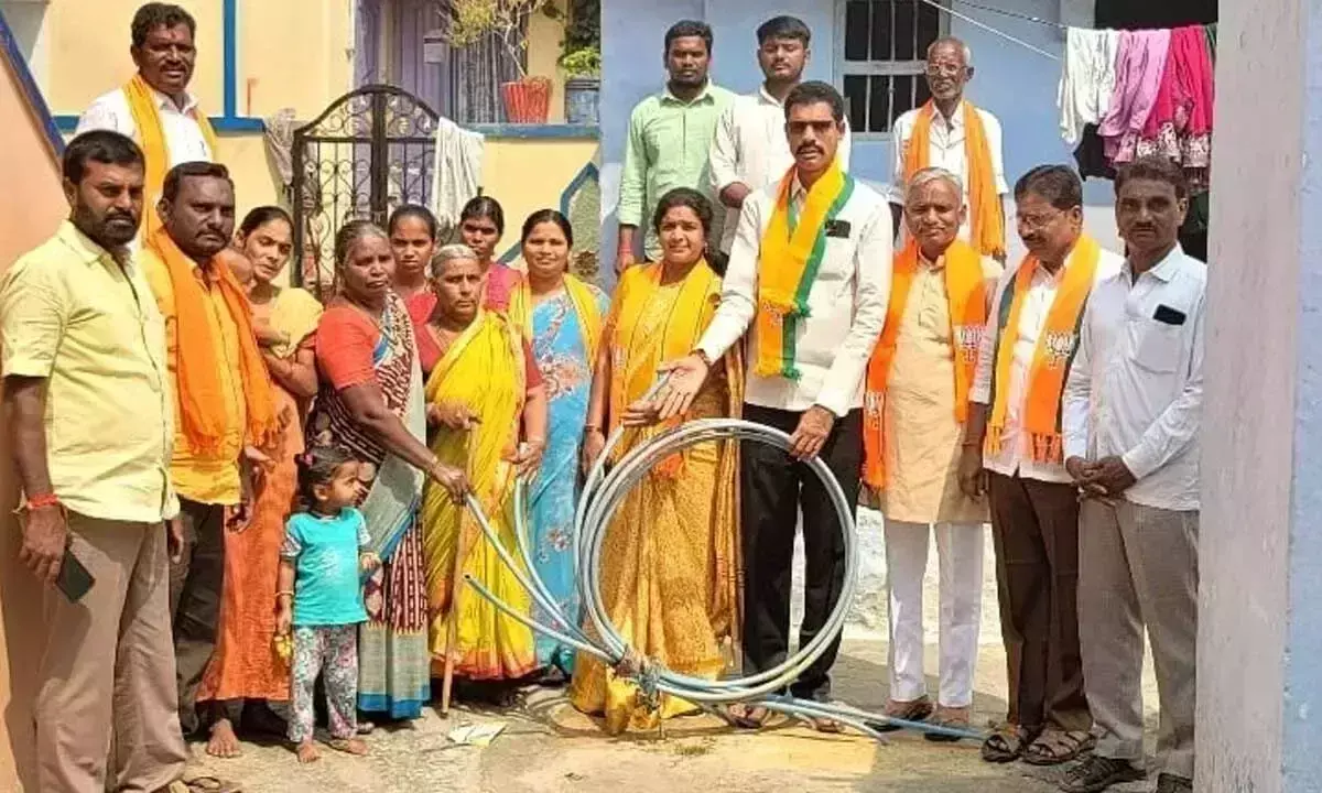 Telangana : भाजपा ने मिशन भगीरथ की विफलता पर सवाल उठाए  जिला अध्यक्ष ने कार्रवाई