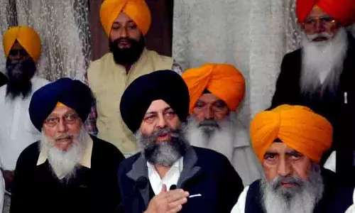 SGPC ने धामी का इस्तीफा ‘लंबित’ रखा SGPC ने धामी का इस्तीफा ‘लंबित’ रखा