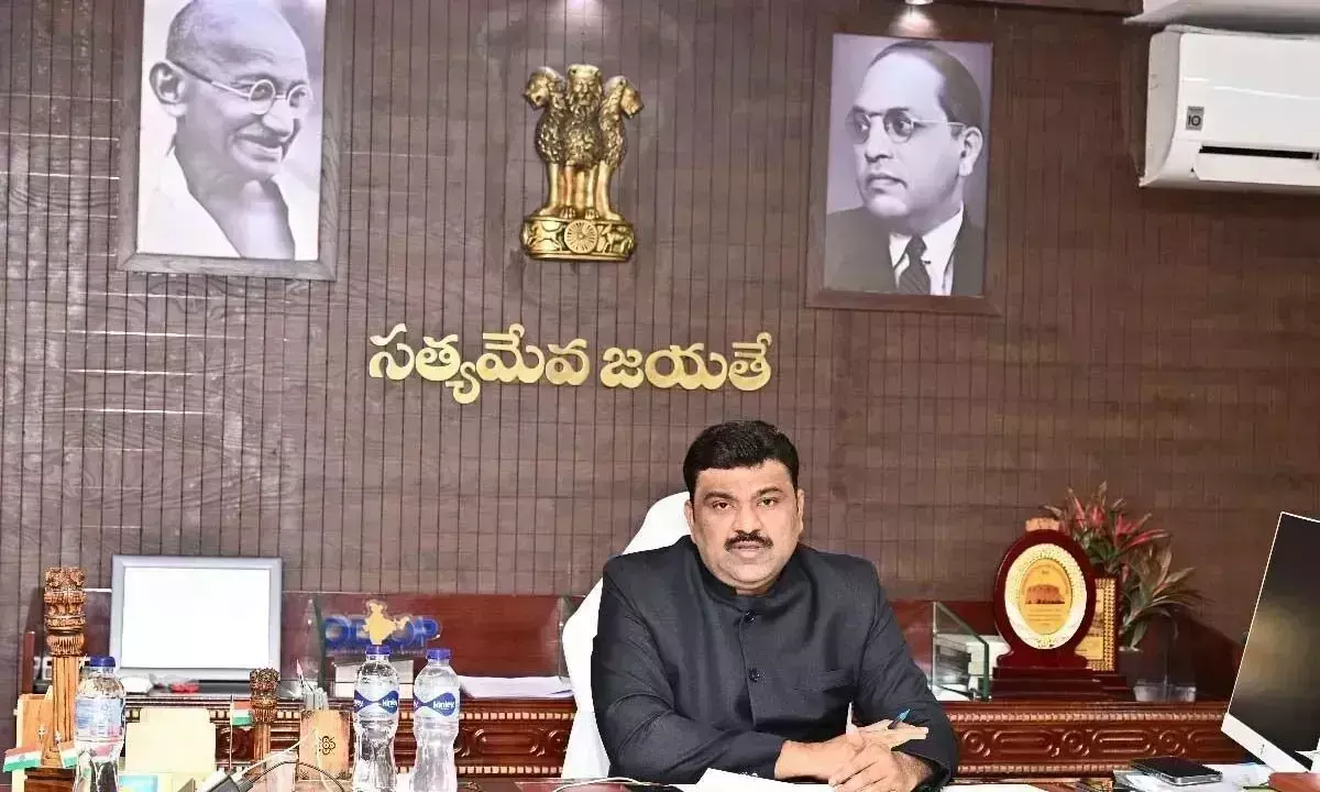 Andhra Pradesh :  अधिकारियों को पलायन रोकने के लिए स्थानीय आजीविका सृजित करने को कहा गया