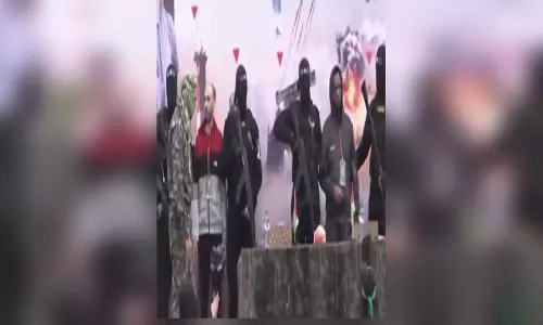 हमास ने दो बंधकों को किया रिहा, इजरायल 602 कैदियों को करेगा आजाद