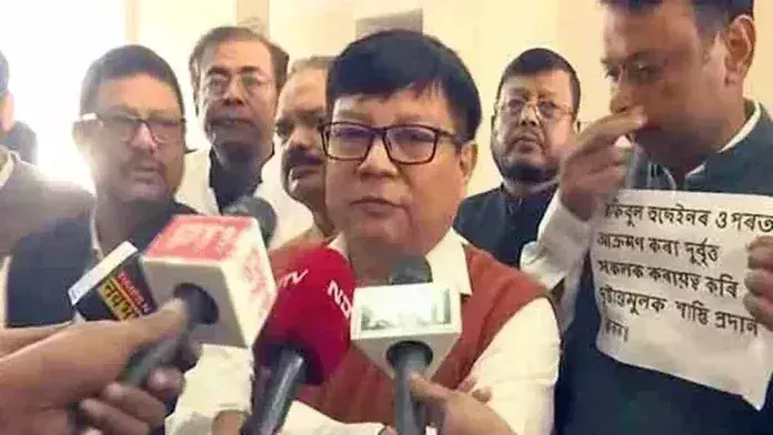 Assam के विपक्षी नेता ने सीएम सरमा से पाक नागरिक के बारे में खुफिया जानकारी उजागर करने का आग्रह
